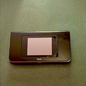 Titan Black Mobile Broadband Device